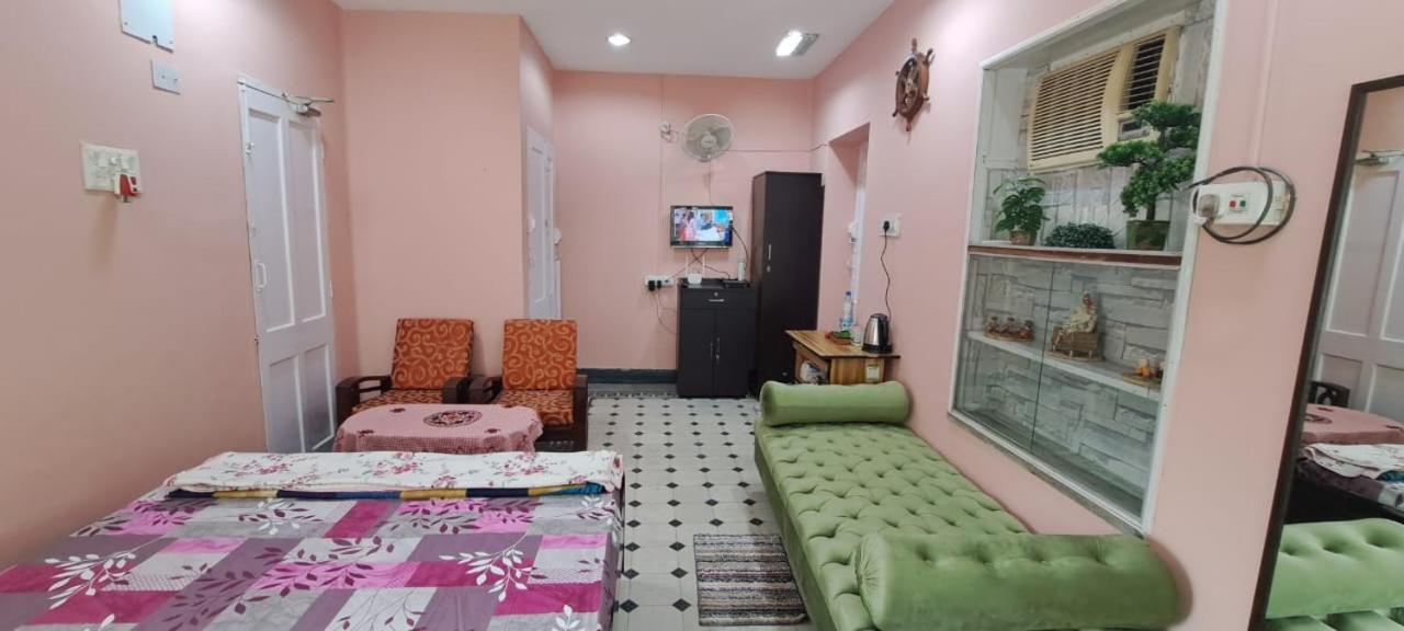 A Home Away From Home 콜카타 외부 사진