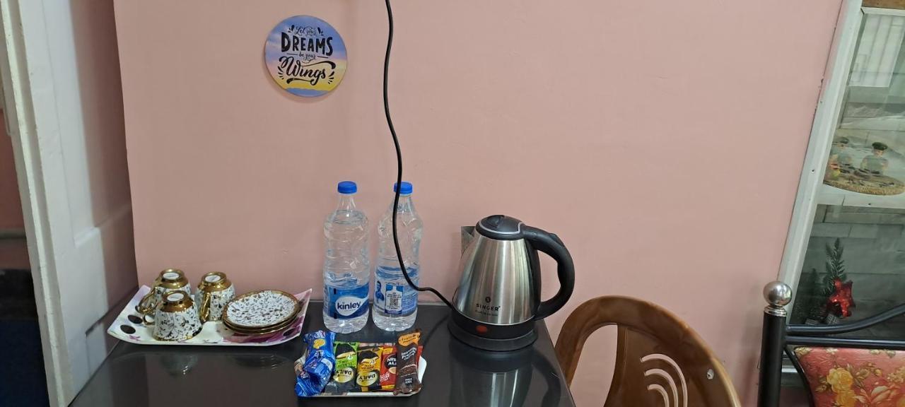 A Home Away From Home 콜카타 외부 사진