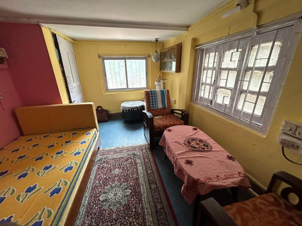 A Home Away From Home 콜카타 외부 사진