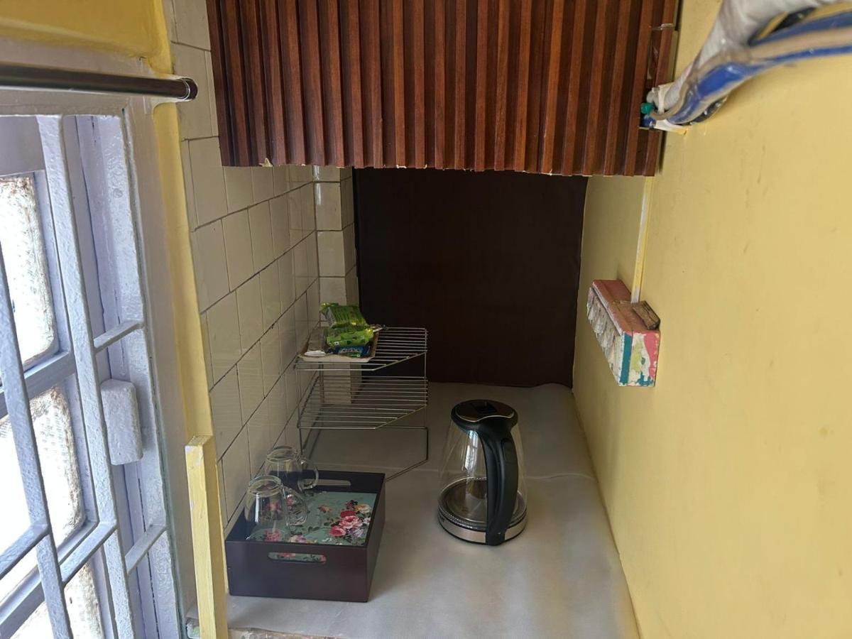 A Home Away From Home 콜카타 외부 사진